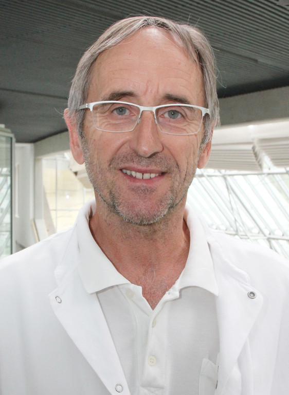 Prim_Prof_Dr_Burkhard_Simma_LKHF_2016.jpg