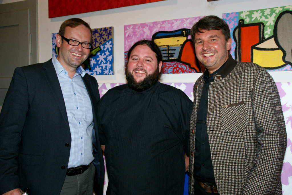 Daniel Steinhofer und Kurt Fischer mit Frankie von der Zwickeria.JPG