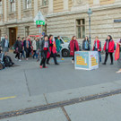 flashmob-zum-equal-pay-day_23815992618_o.jpg