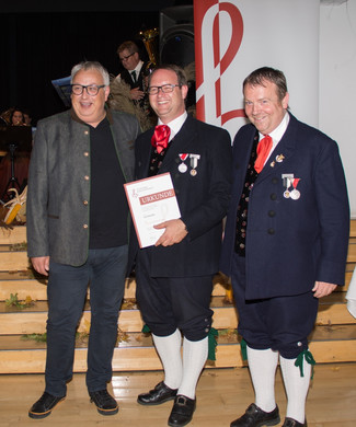 ERN_6144 _854x1024_.jpg