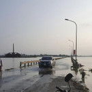 APTOPIX_Vietnam_Flooding_90905.jpg