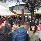 G__fner Advent-Dorfmarkt - Besucher 1 - _c_Richard_Sonderegger.JPG