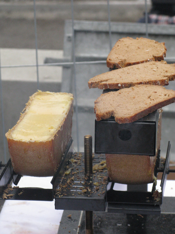 G__fner Advent-Dorfmarkt - Kulinarik 2 - _c_Richard Sonderegger.JPG