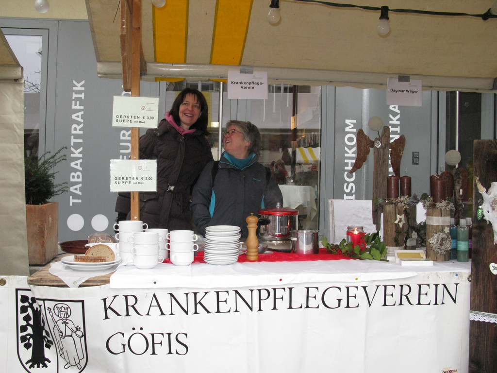 G__fner Advent-Dorfmarkt - Kulinarik 3 - _c_Richard Sonderegger.JPG