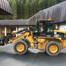 Selbstfahrende-Arbeitsmaschine-_Radlader_-Caterpillar-924G_ 3400 Euro.jpg
