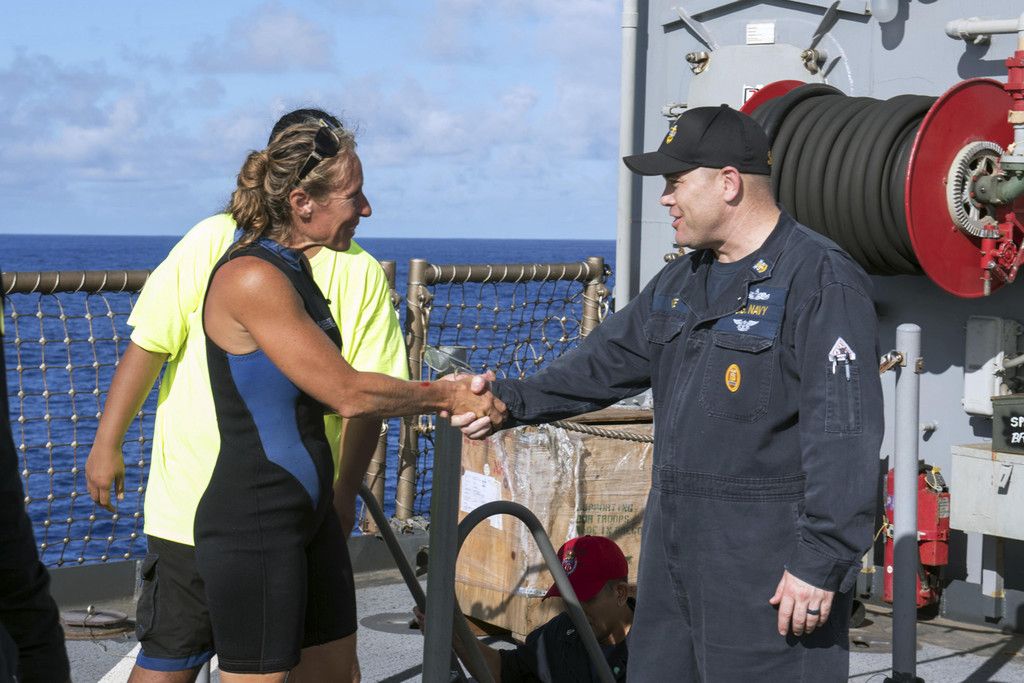 Hawaii_Mariners_Rescued_45425.jpg