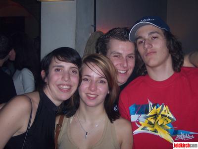 704157.jpg