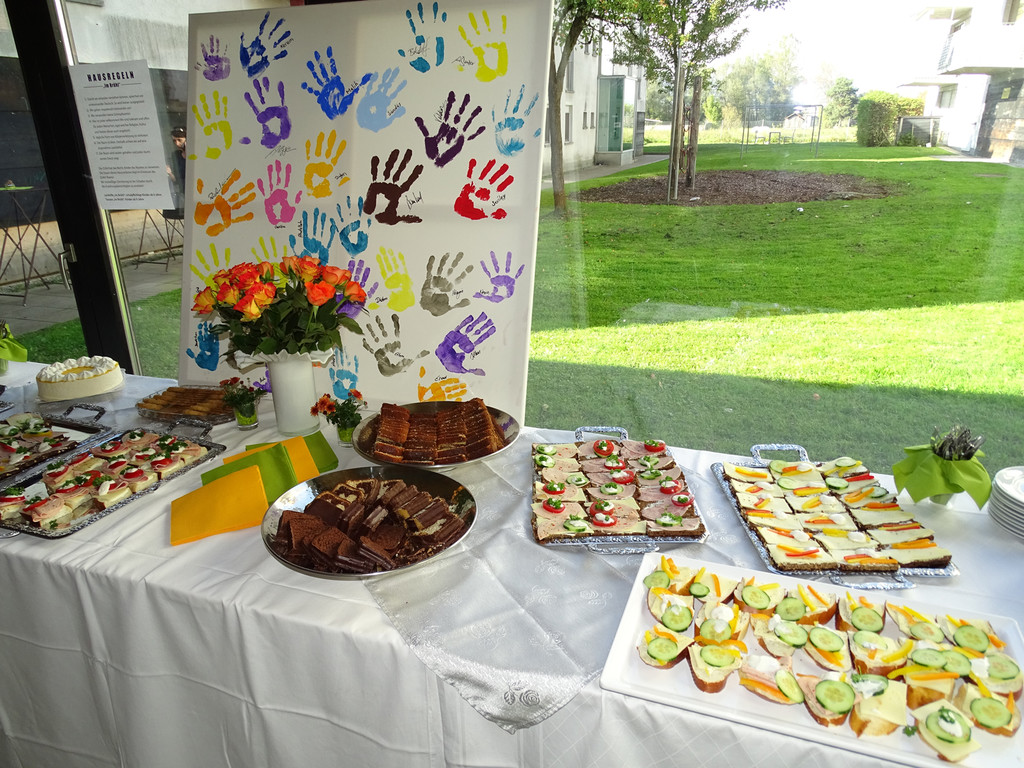 Bru__hl25 Buffet.jpg