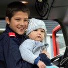 6_Jugendfeuerwehrler_Davis_mit_Bruder_Meeno.JPG