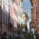 Laubengasse Meran.jpg
