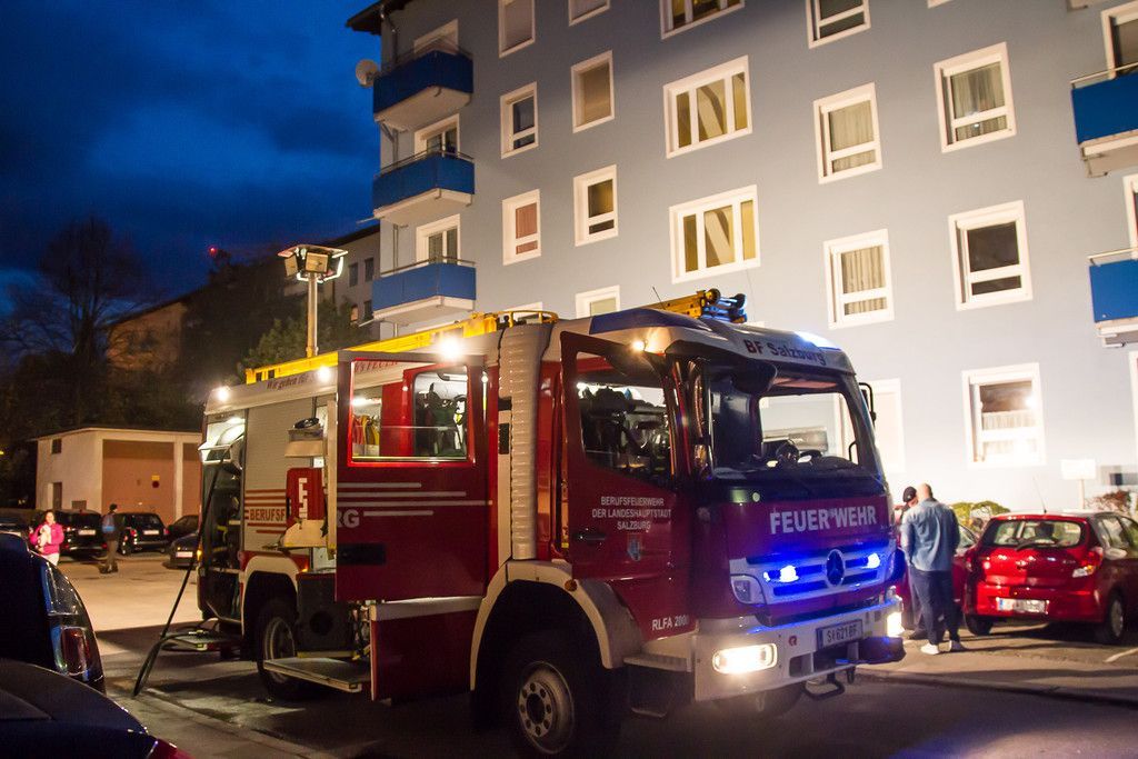 20171102_fmt_kellerbrand_karl_adrian_strasse_mw-9.jpg