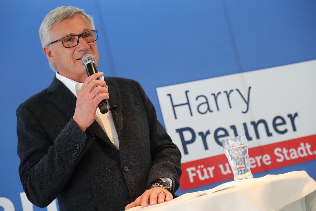 Preuner20171105014.jpg