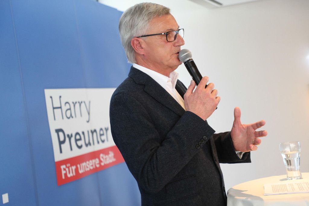 Preuner20171105027.jpg