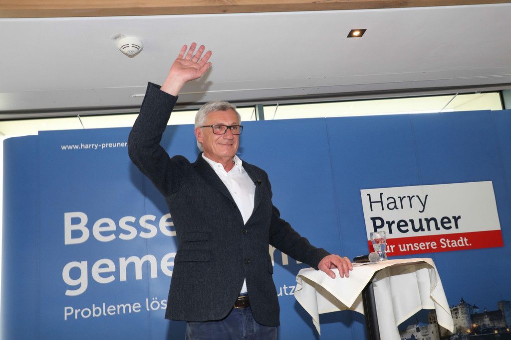 Preuner20171105030.jpg