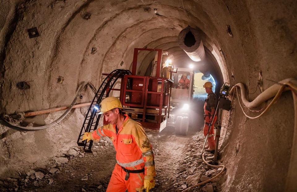 Arlbergtunnelsanierung 2.jpg