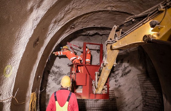 Sanierung Arlbergtunnel 2.jpg