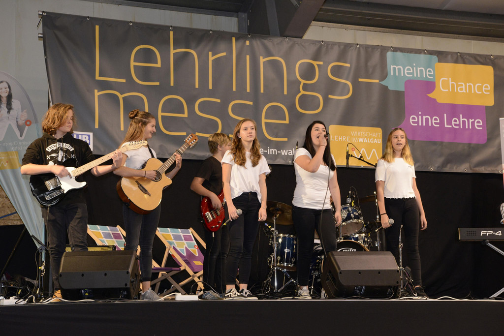 Lehre-im-Walgau-Messe-2017-Schulband-Thueringen.jpg