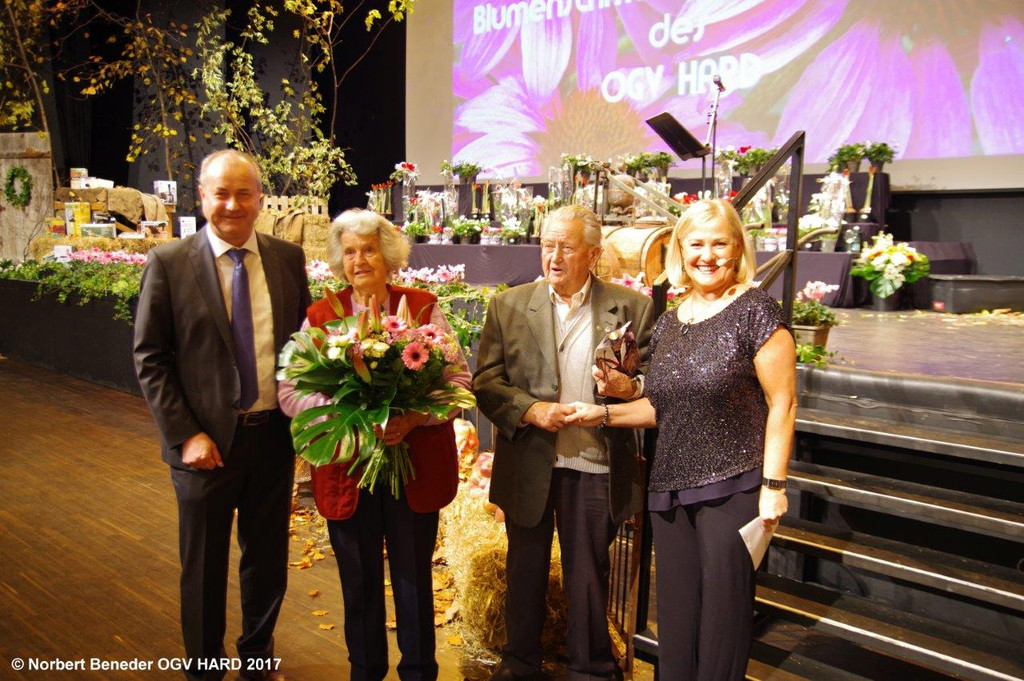 Blumenschmuck_Abschluss_2017_015.jpg