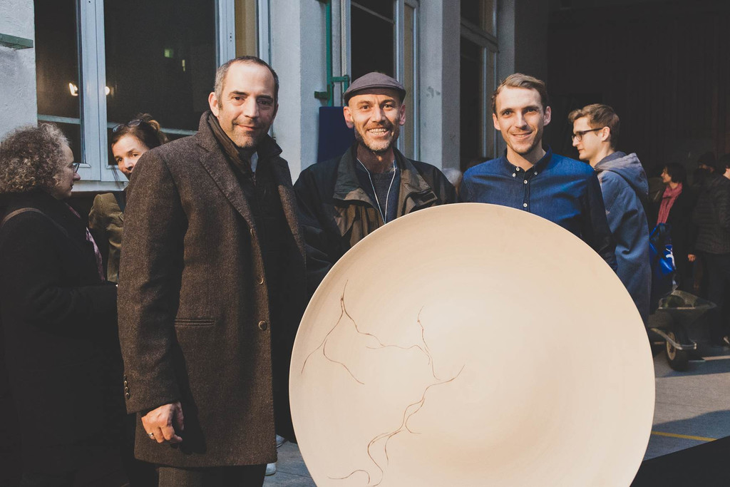 Bild 5__v_l_n_r_ Stadtmarketingleiter Edgar Eller_ Preistr___ger Ferdinand Ruef und Festivalleiter Ingo T__rtscher _c_ Patri.jpg