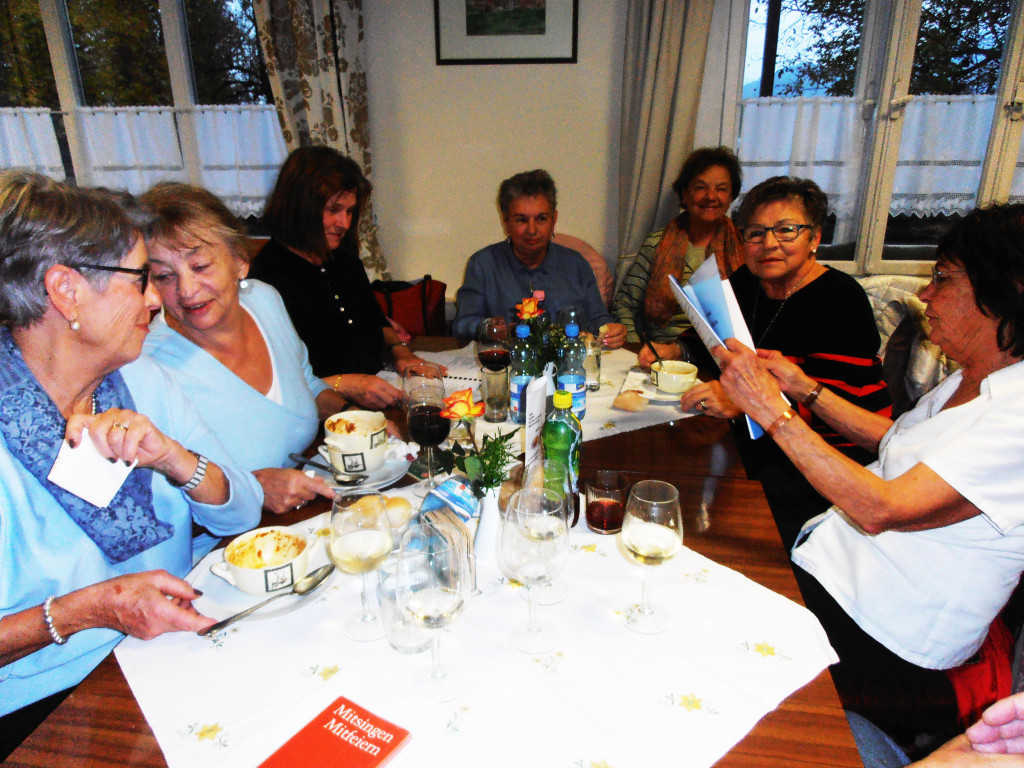 Singen im Club 50_   09_11 _7_.JPG