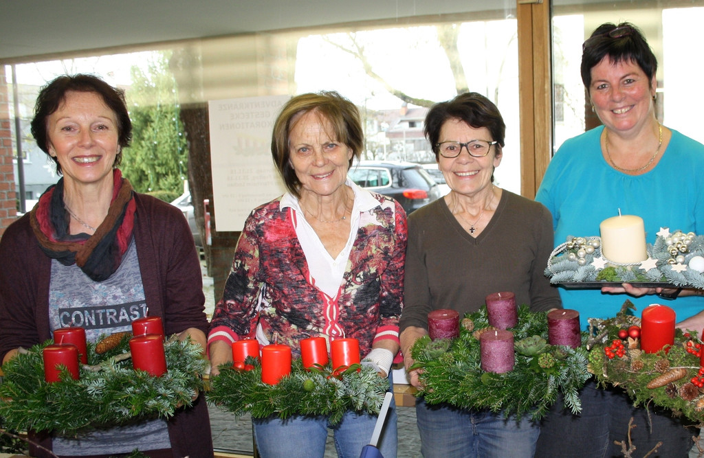 Lochau Adventkranzwoche MISSIONSKREIS der Pfarre TERMIN  November 2017 _1_.JPG