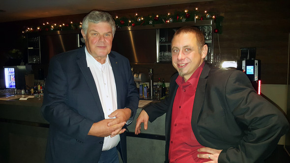 2017-11-18 22_39_05 mandi katzenmayer mit gesch__ftsf__hrer bernd wilfinger.jpg