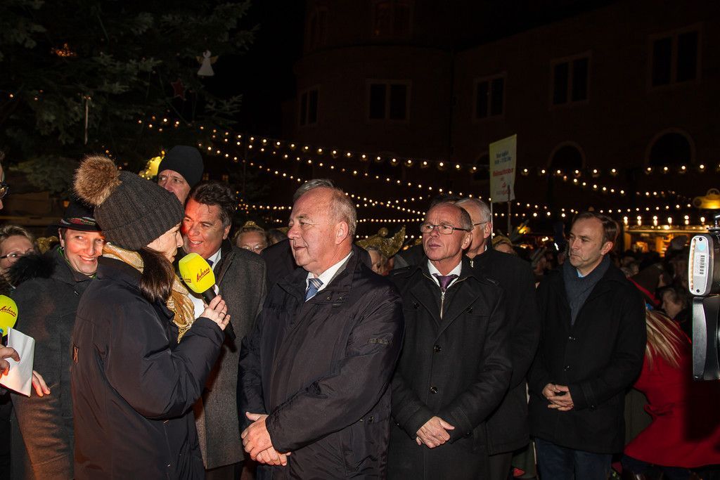 20171123_fmt_eroeffnung_christkindlmarkt_mw-5.jpg