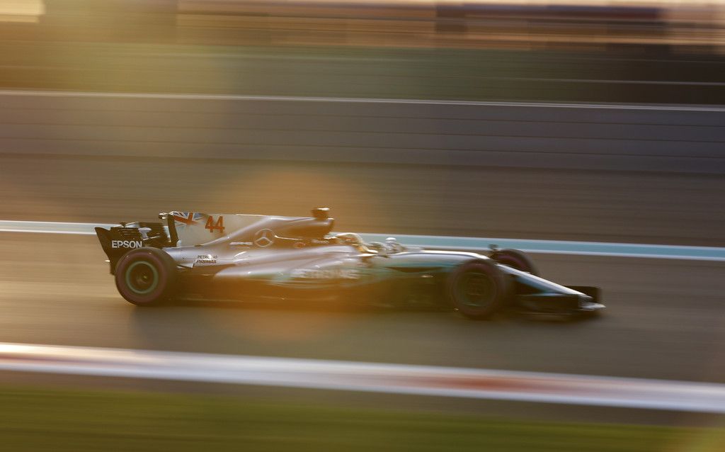 Emirates_F1_GP_Auto_Racing_10002.jpg