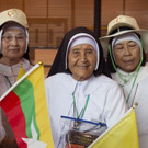 Myanmar_Pope_Asia_75776.jpg