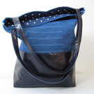 Shopper blau __ A_ Maria Starkbaum-Rathner.jpg