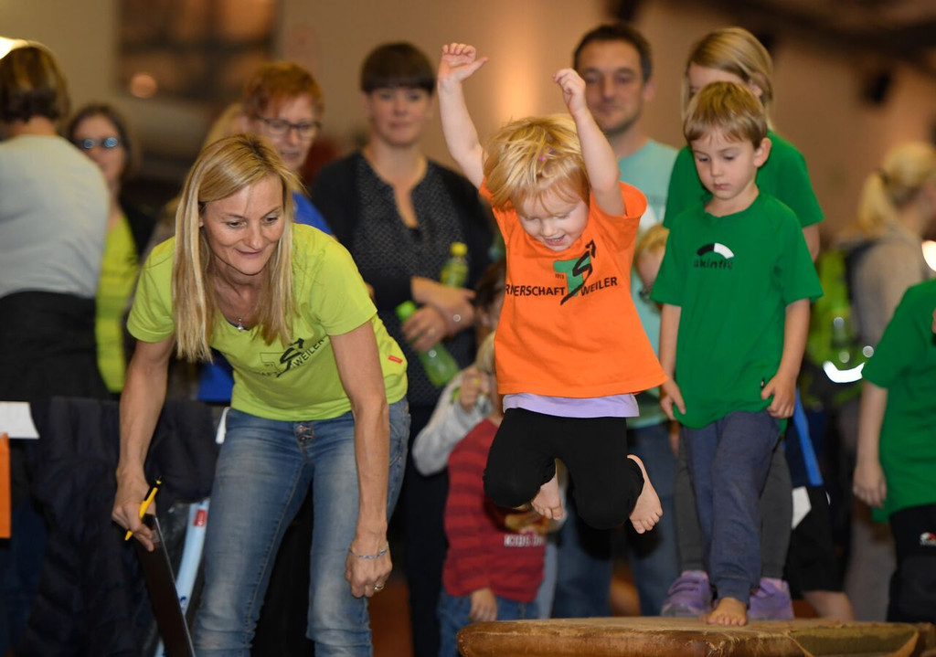 _0D57380_Karlina Weit 2.jpeg