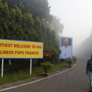 Bangladesh_Pope_52668.jpg