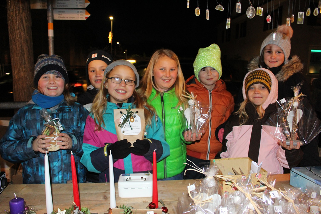 Adventzauber ILLUMINIERUNG am Roten Platz 02-12-2017 _20_.JPG