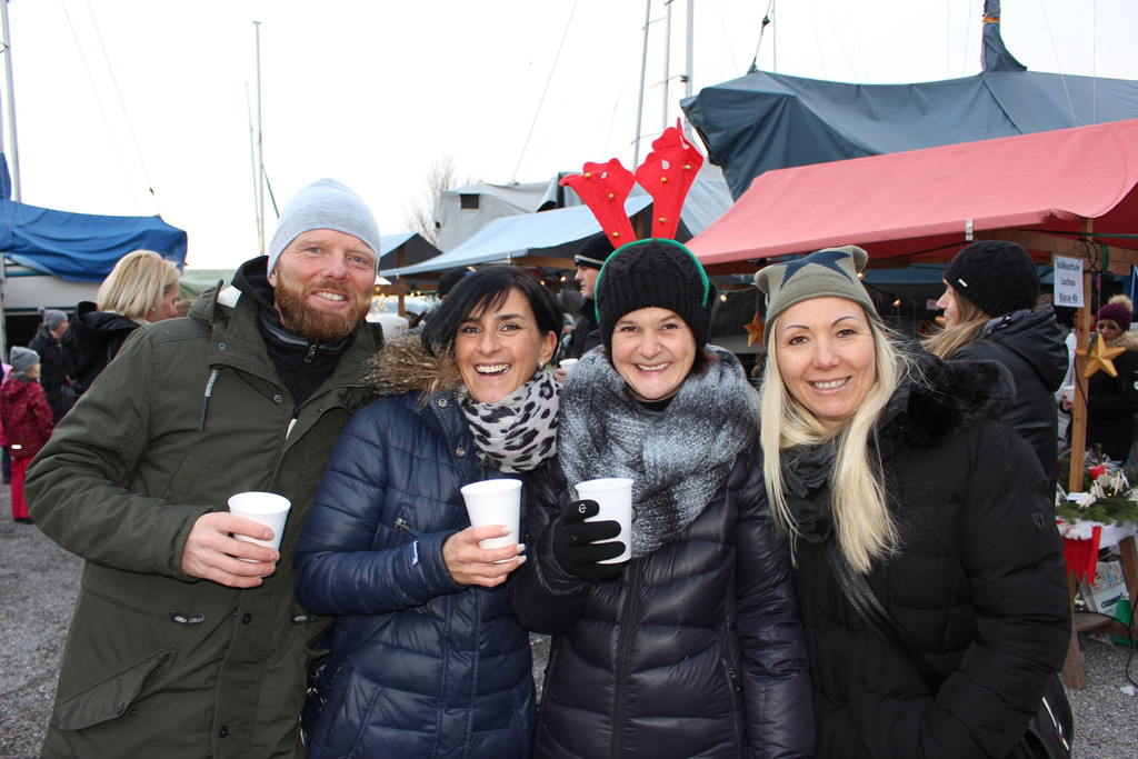 Adventzauber NIKOLAUSMARKT am See B MENSCHEN 03-12-2017 _14_.JPG