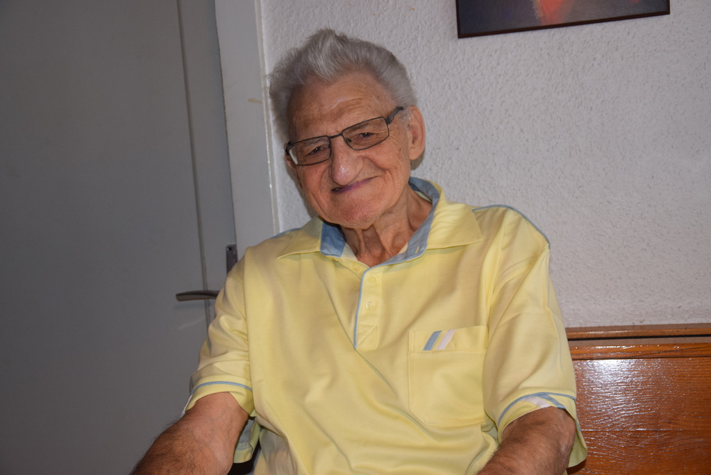 Karl Mathies_82 Jahre_Nikolaus in Pension.JPG