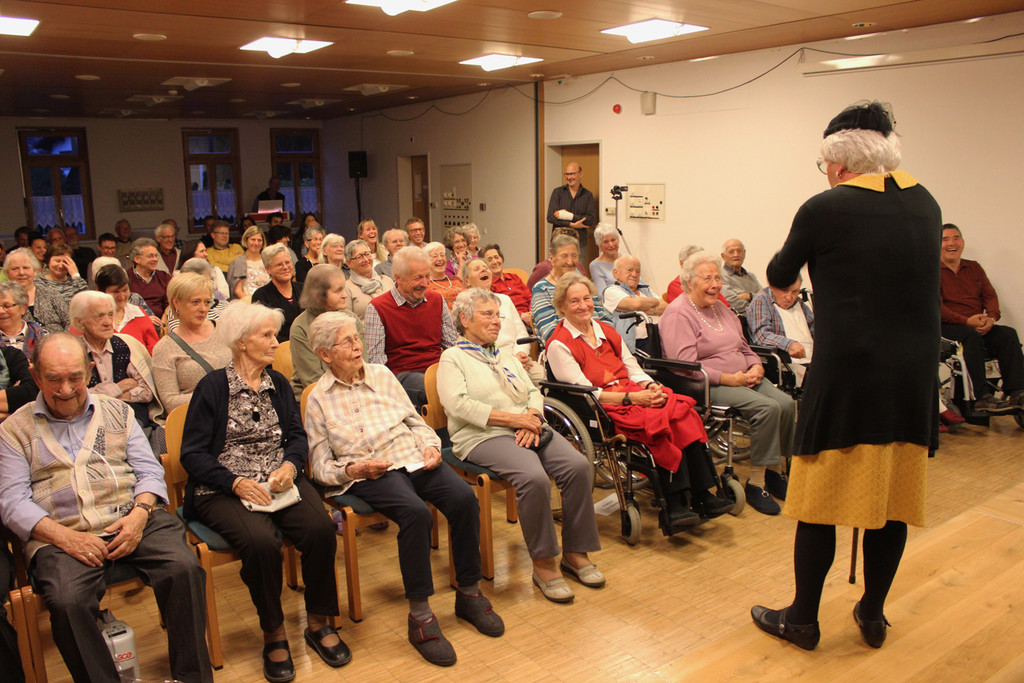 Oma Lilli67.jpg