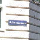 bildglasergassenschild.jpg