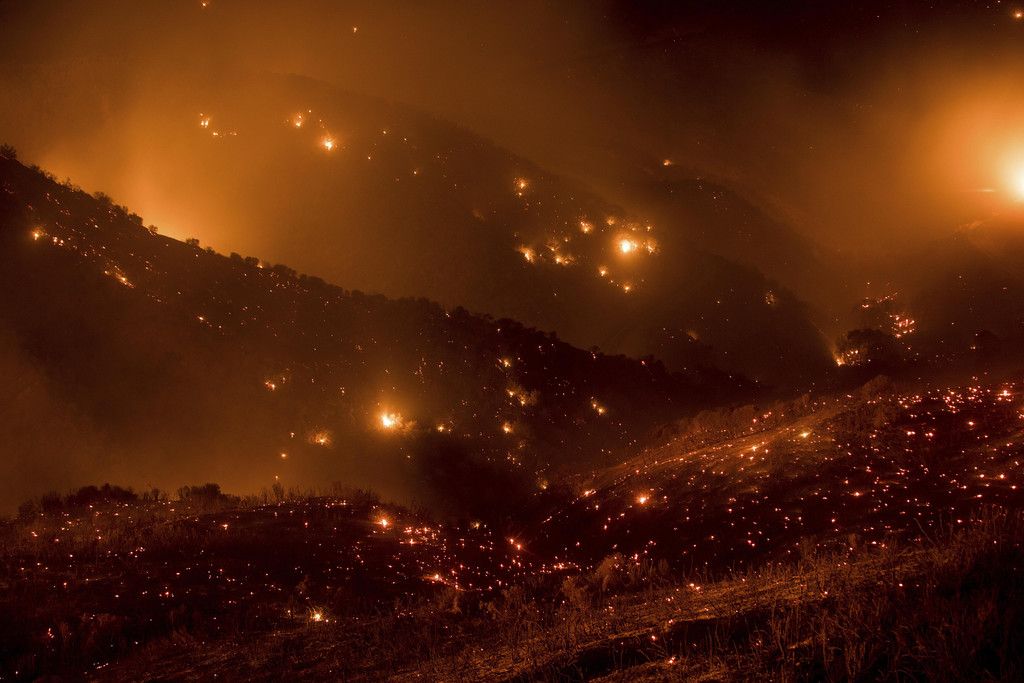 APTOPIX_California_Wildfires_03317.jpg