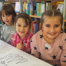 Weihnachtsbasteln in der Bibliothek Altach