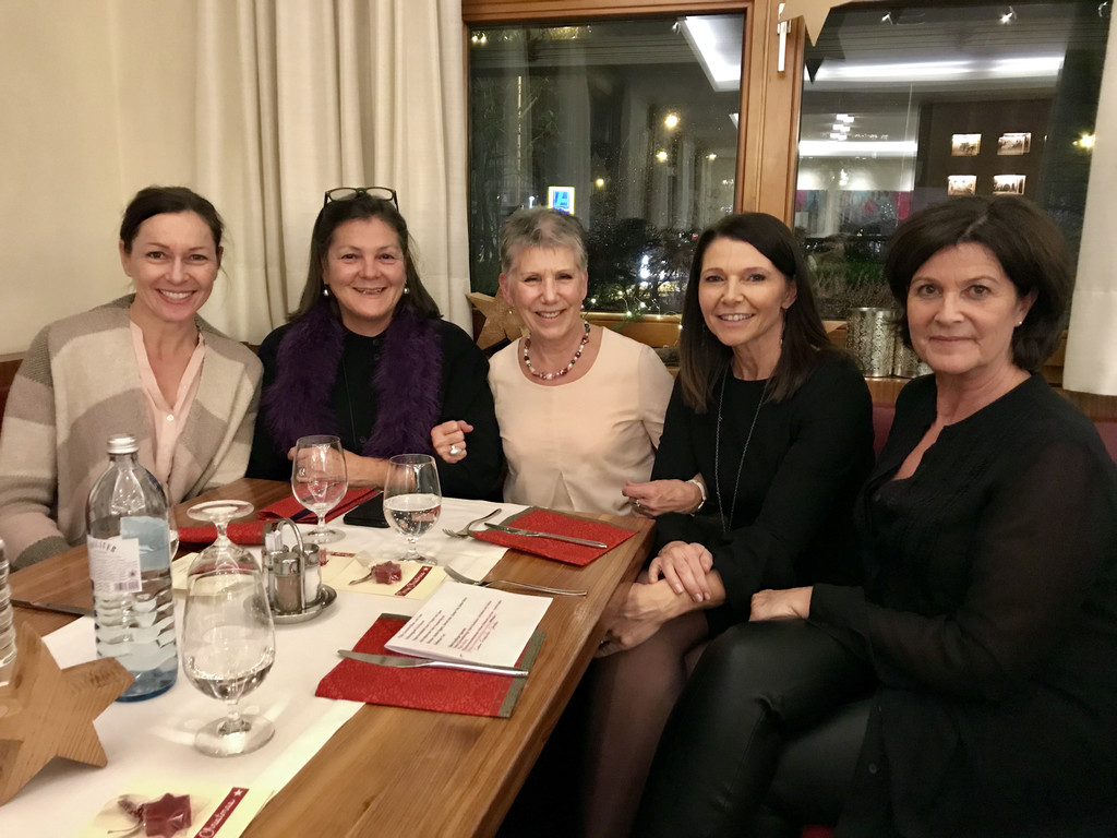 Frauenbewegung Land u H__chst.jpg