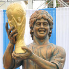 Statue für Diego Armando Maradona in Indien enthüllt