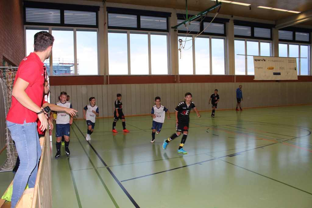 Fu__ball SVL NACHWUCHS U 13 Hallenturnier 09-12-2017 _13_.JPG