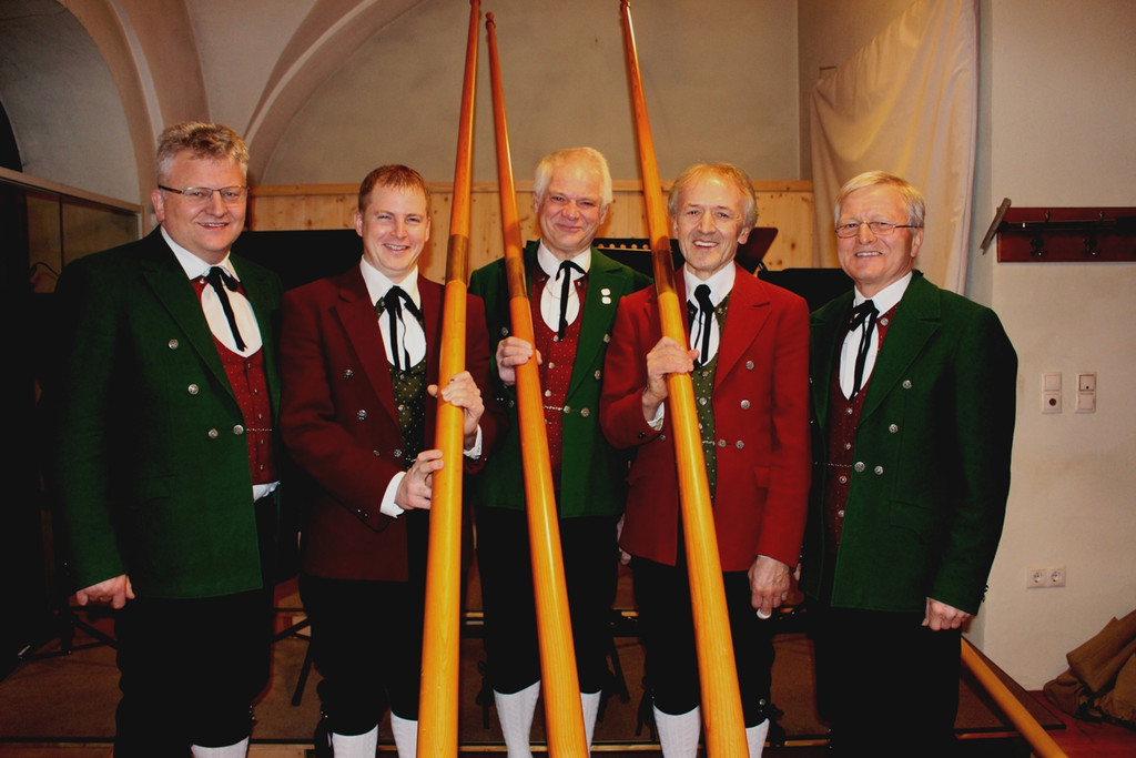 Musikverein ADVENTKONZERT D Alphornbl__ser H__rbranz 10-12-2017 _1_.JPG