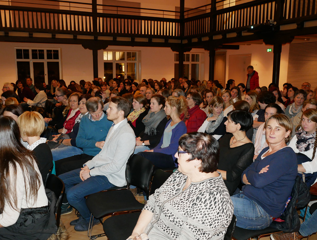 V3a Saal.jpg