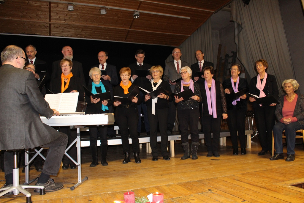 Senioren Adventfeier F Kirchenchor 16-12-2017 _4_.JPG