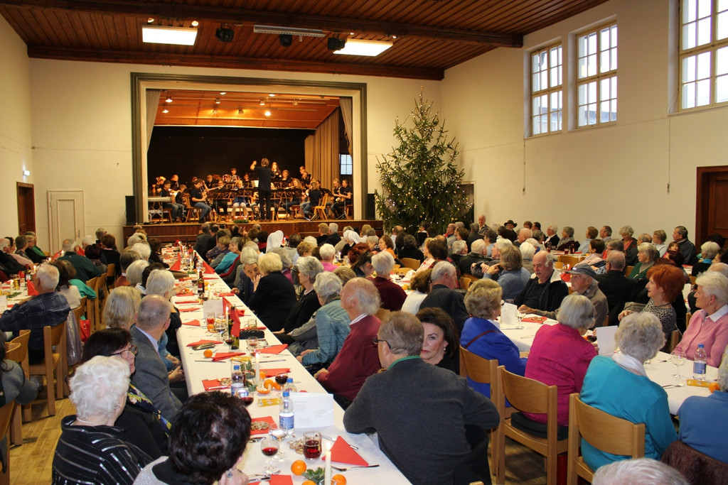 Senioren Adventfeier G Jungmusik Lochau 16-12-2017 _1_.JPG