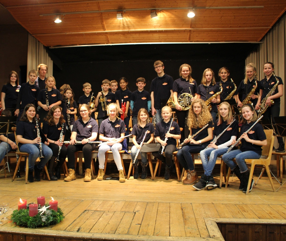 Senioren Adventfeier G Jungmusik Lochau 16-12-2017 _10_.JPG