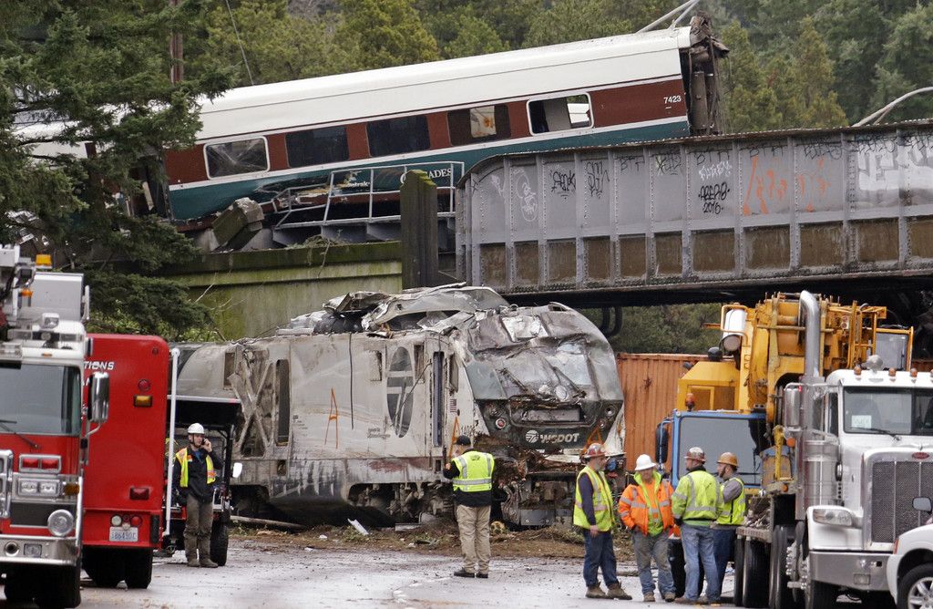Train_Derailment_Washington_State_86761.jpg