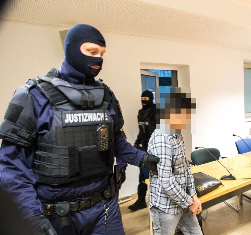 Terrorprozess20122017005.jpg