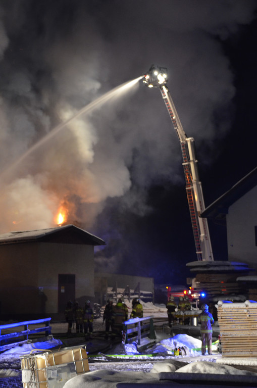 Gro__brands__gewerk in Radstadt am 30_12_2017  Pressefotopongau MW _37_.JPG